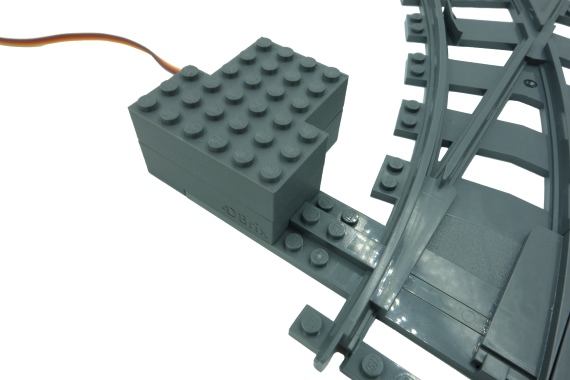 Automation motor for LEGO 9V and RC/PF train track switch.